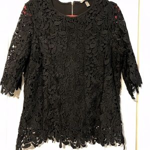 NWOT!! WDNY black appliqué blouse